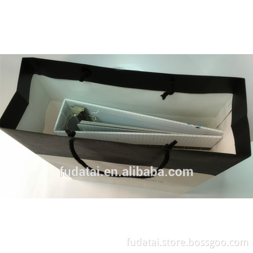 FDT customized different sizes white and black wood-free shopping paper bag for clothes